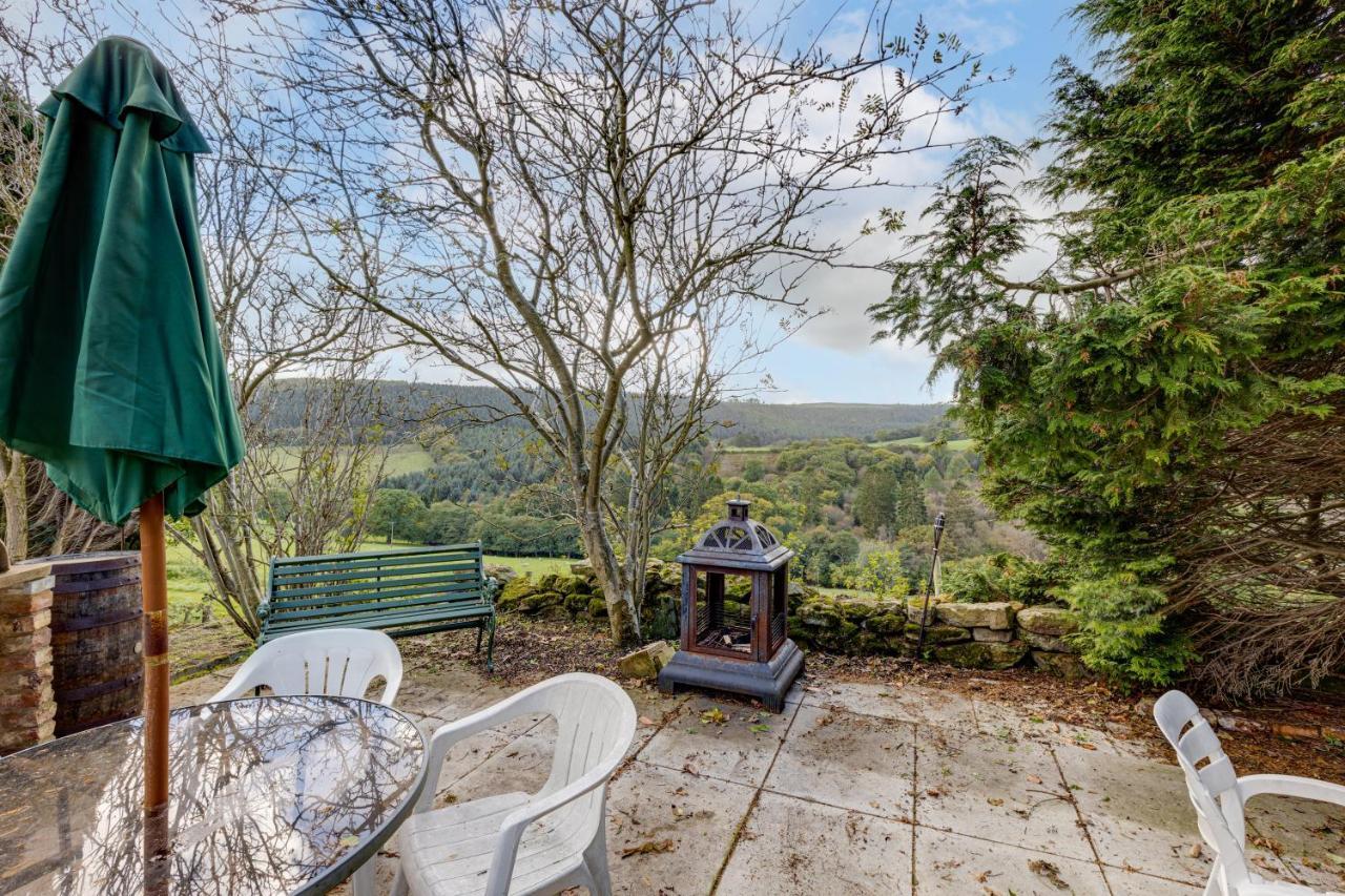 Family Country Cottage With A Private Valley View Scarborough Exterior foto